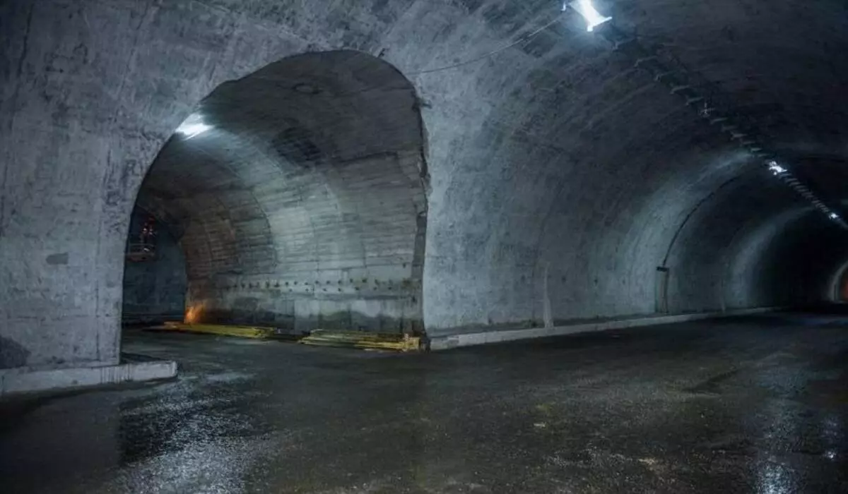 Когда достроят первый в Казахстане автомобильный тоннель