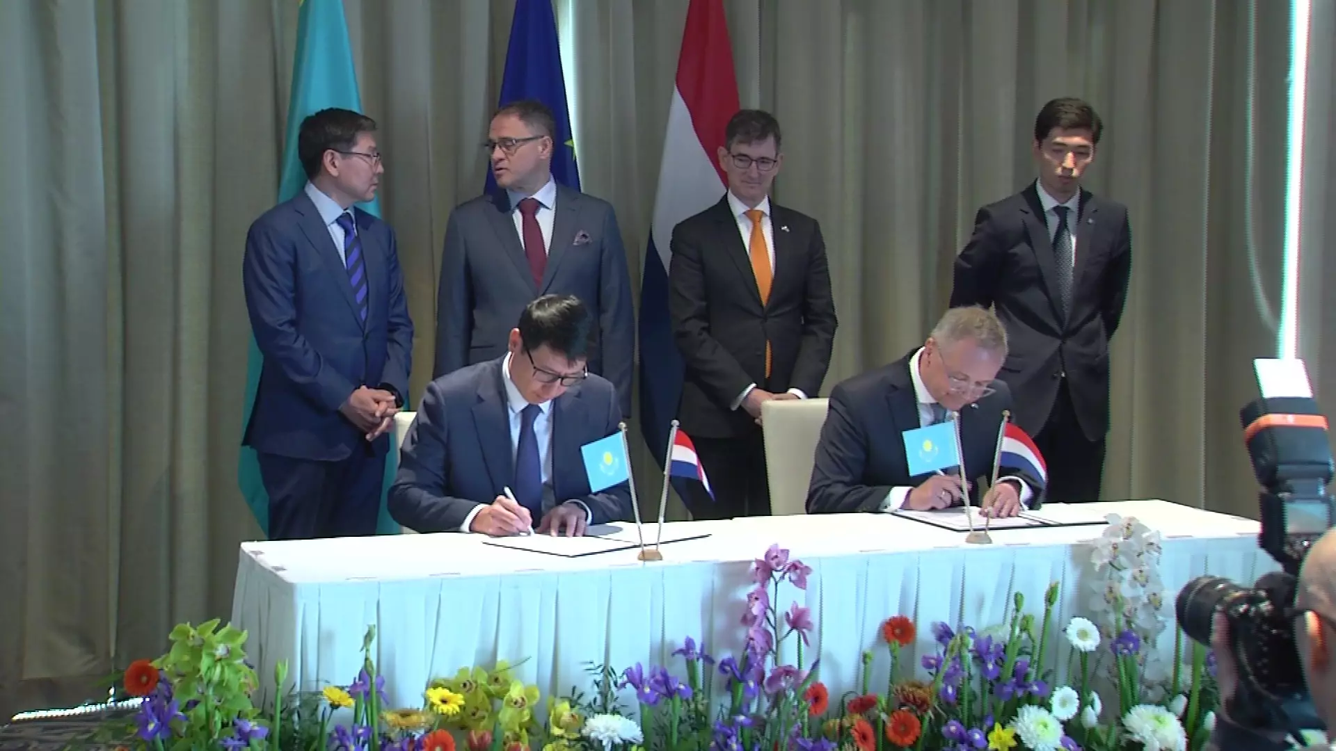 9 коммерческих меморандумов подписали Казахстан и Нидерланды