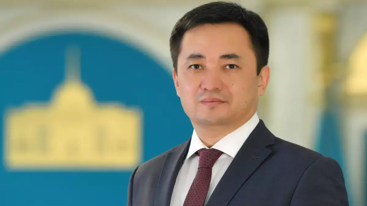Глава государства работает в режиме нон-стоп, без отдыха — Айбек Дадебаев