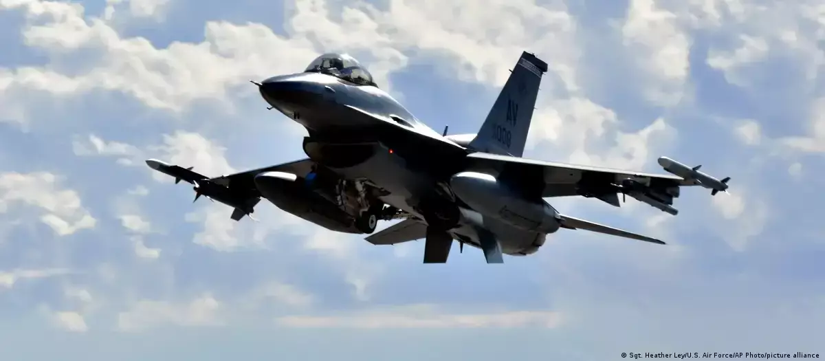 Reuters: Киев получит первые F-16 в июне или июле