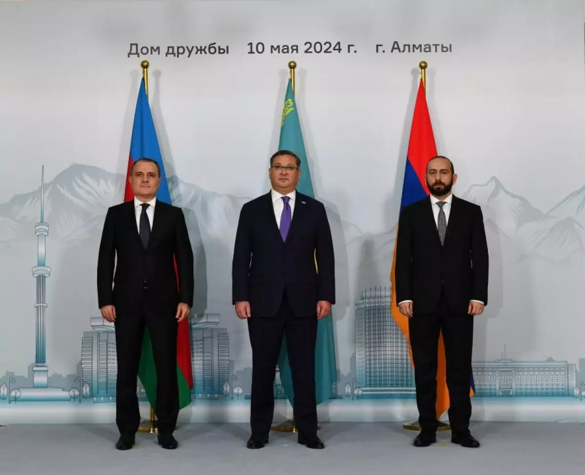 Переговоры глав МИД Армении и Азербайджана завершились в Алматы