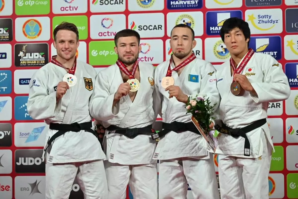 Казахстанские дзюдоисты выиграли еще две медали на домашнем Большом шлеме