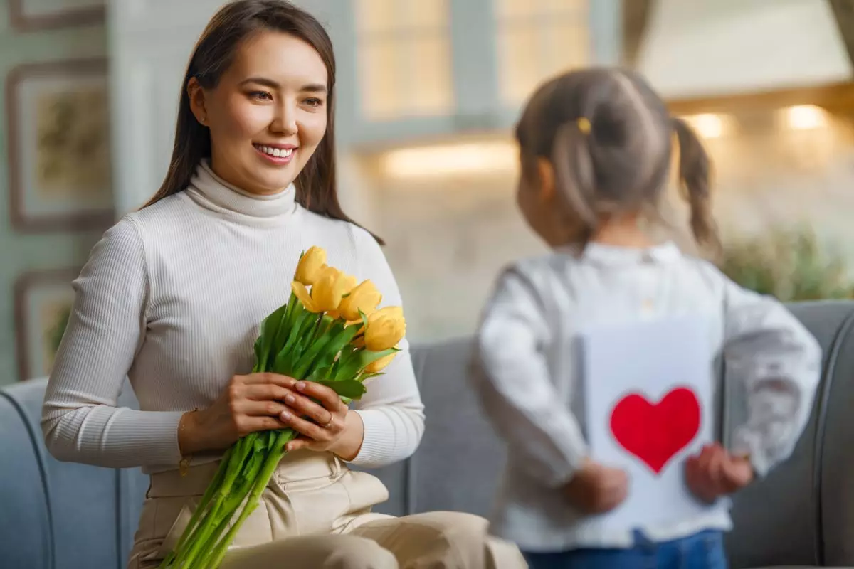 В Казахстане впервые отмечают День матерей