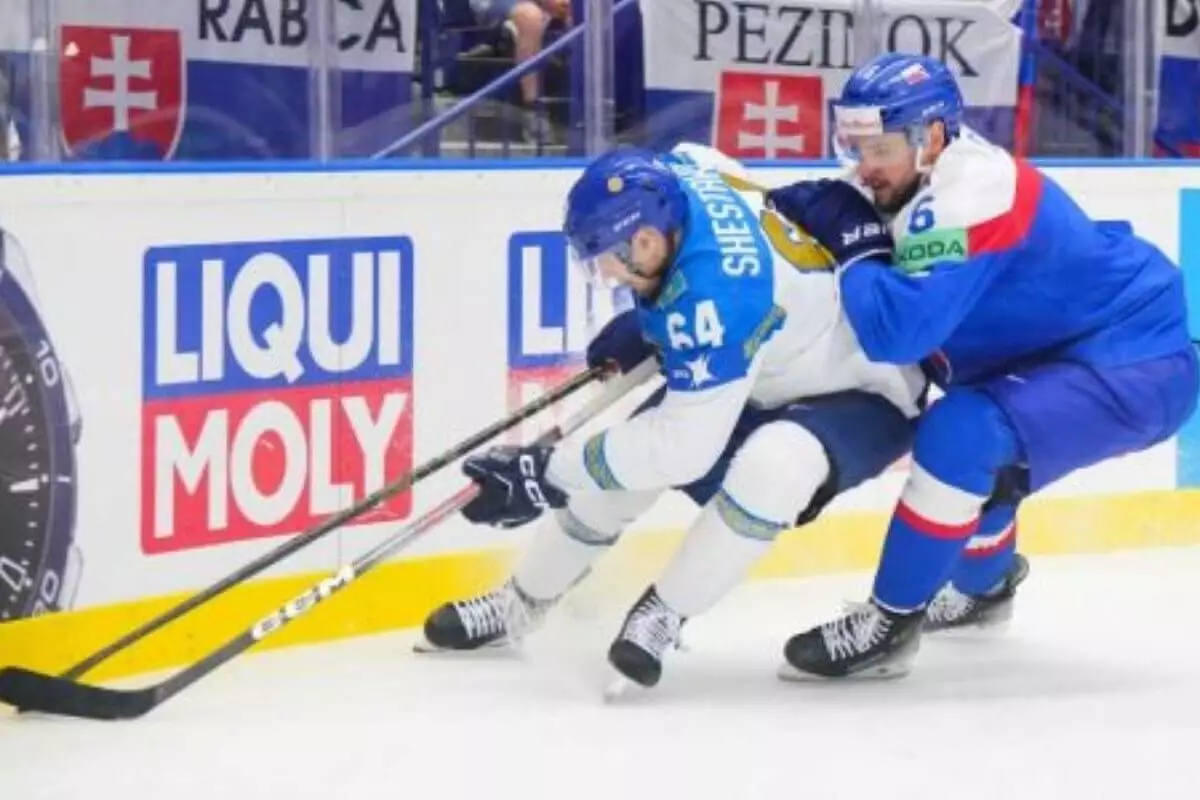 Разгромом и потасовкой обернулся второй матч Казахстана на ЧМ-2024 по хоккею (ВИДЕО)