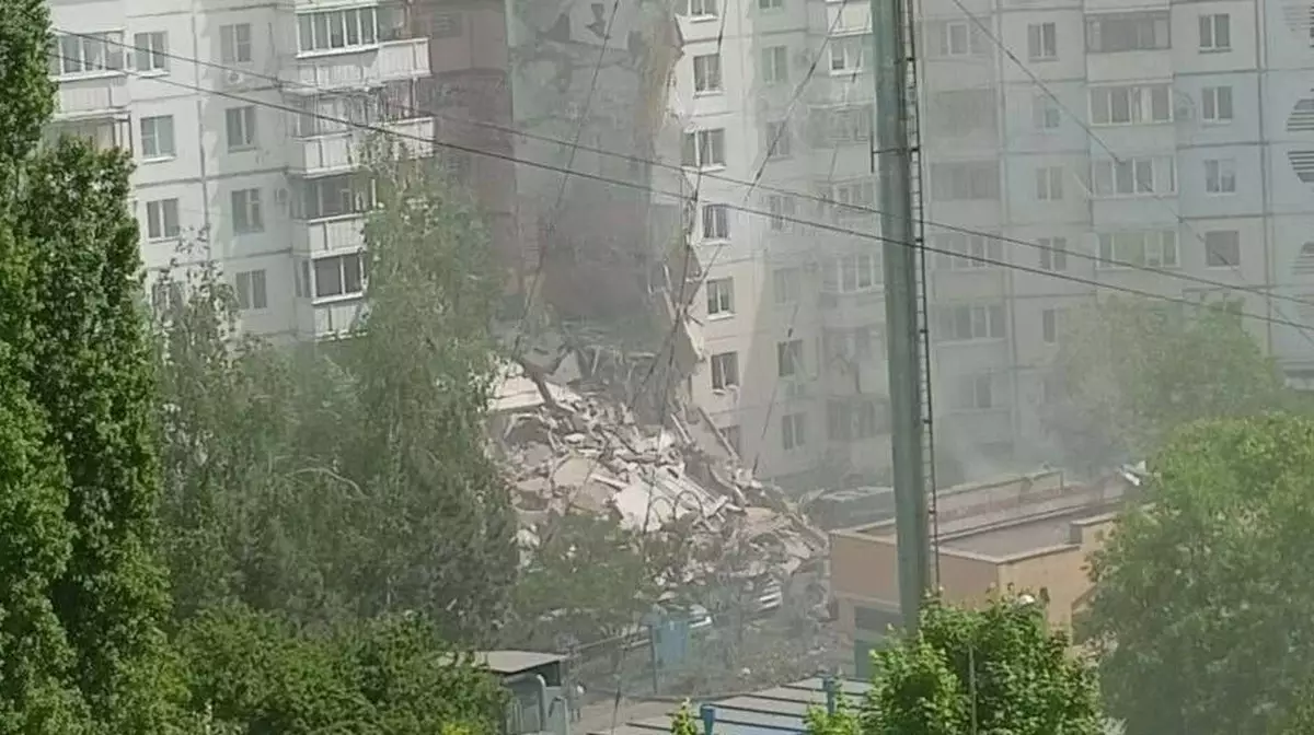 "Нас кто-нибудь слышит?": что известно на текущий час об обрушенном доме в Белгороде