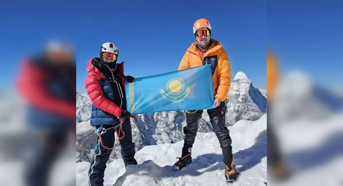 Впервые в истории казашка покорила Эверест