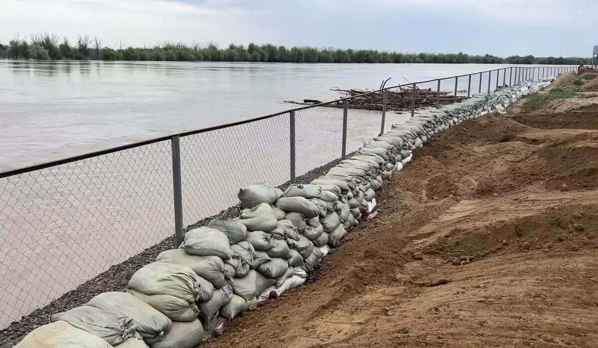 5 сантиметров до критической отметки: вода в реке Урал поднимается в Атырау
