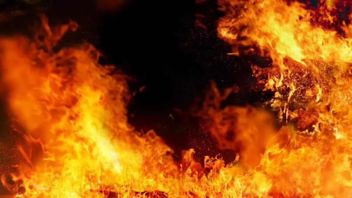 Крупный пожар в Шымкенте