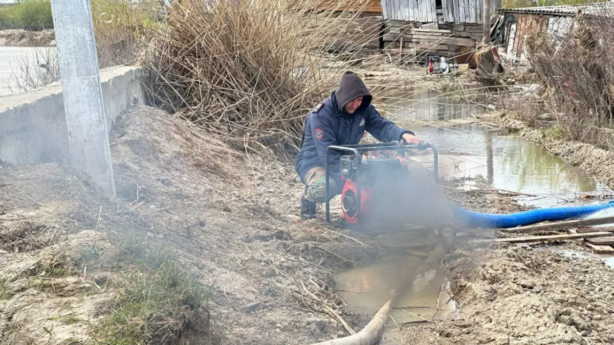 Сколько казахстанцев всё ещё не могут вернуться в свои дома после паводков