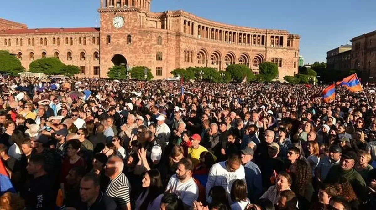 Более 100 протестующих задержали на митинге в Ереване
