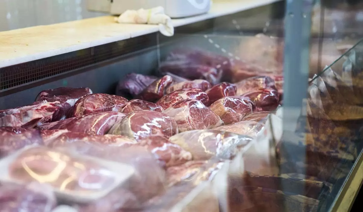 Непроверенное мясо продавали в более чем 100 торговых точках Астаны