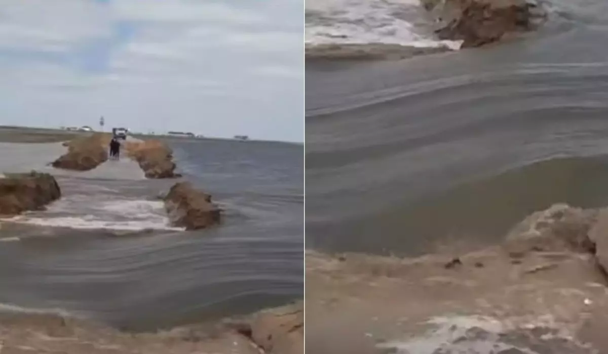 Дорогу затопило талой водой в Атырауской области (ВИДЕО)