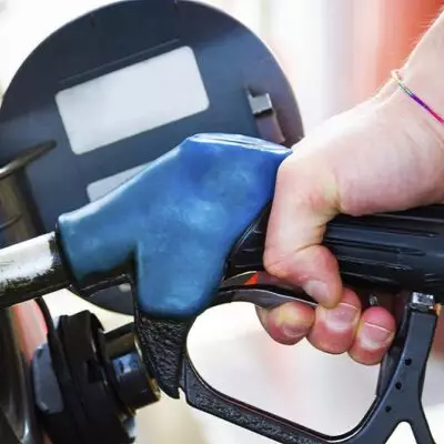 Можете сэкономить до 100 литров топлива в год: советы водителям авто с АКПП