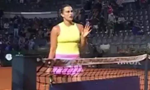 Украинская теннисистка отказалась пожимать руку Арине Соболенко после драматичного матча. Видео