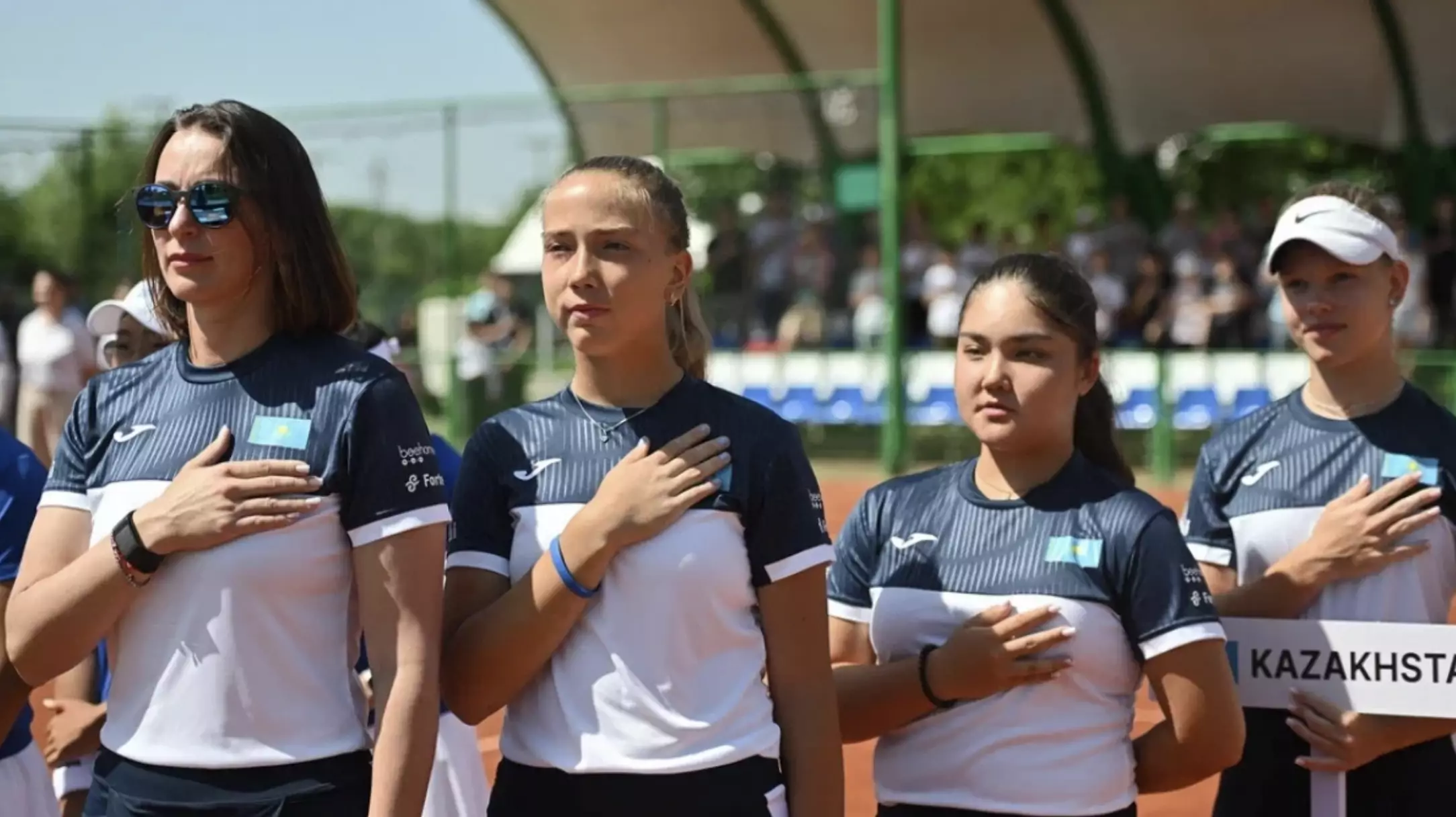Казахстанские теннисистки с победы стартовали в отборе на ЧМ в Шымкенте