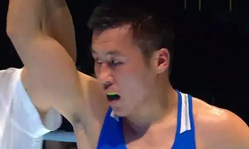 Казахстан выиграл дуэль с Узбекистаном на турнире по боксу в Астане