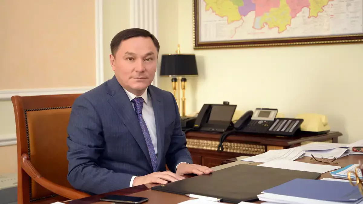 Министр туризма и спорта не смог назвать имен лучших казахстанских спортсменов