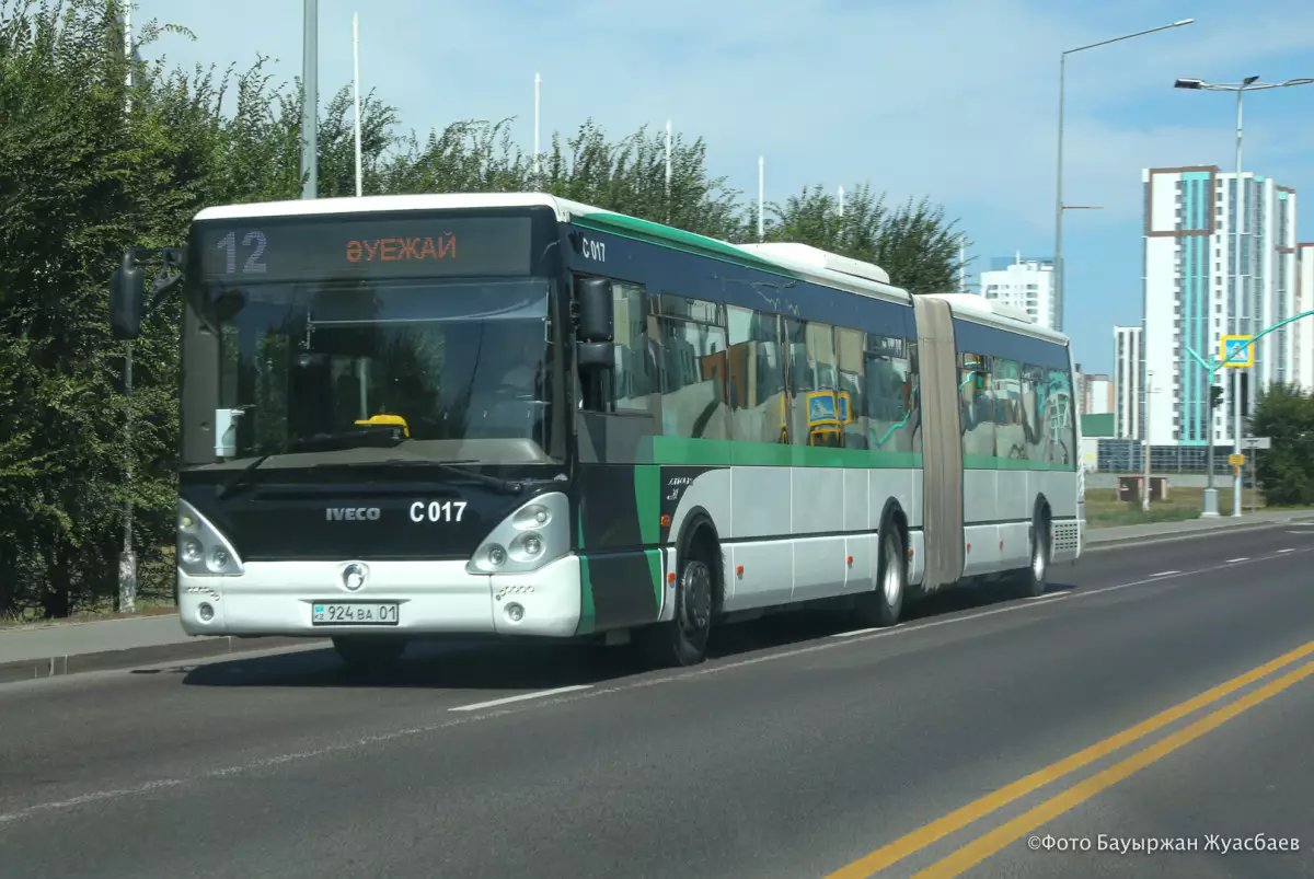 Ещё один автобус изменил маршрут в Астане