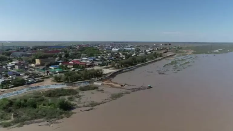 В городе Кульсары с начала паводка не зафиксировано ни одного случая мародерства - полиция