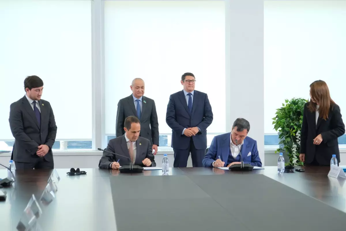 Крупные нефтегазовые компании закупят товары у казахстанских предприятий на 160 млн долларов
