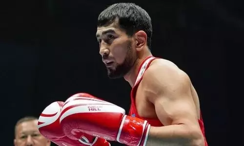 Видео разгромного боя капитана сборной Казахстана по боксу