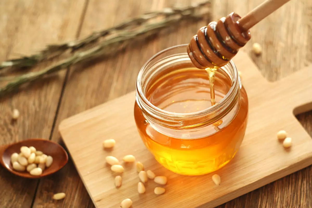 Как отличить натуральный мед от подделки: 6 простых способов