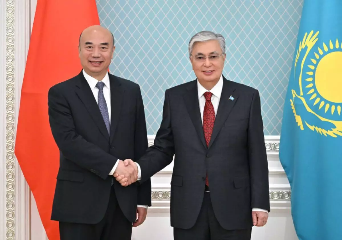 Казахстан намерен довести товарооборот с Китаем до 100 млрд долларов – Токаев