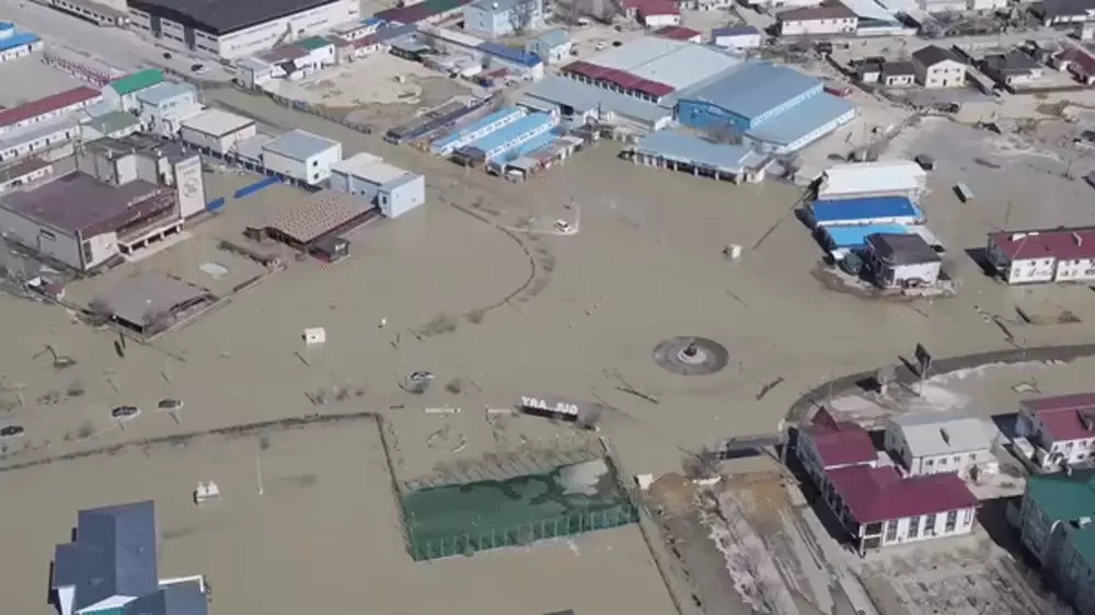 Потоп в Кульсары: жителей освободят от оплаты комуслуг