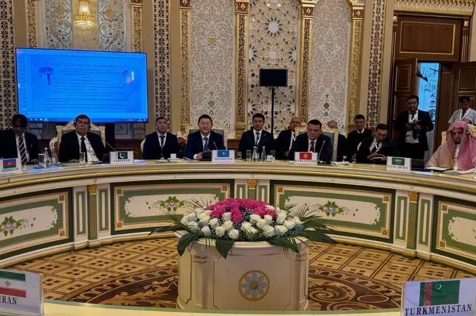 Асылов поделился с генпрокурорами стран ОЭС опытом Казахстана по защите прав бизнеса