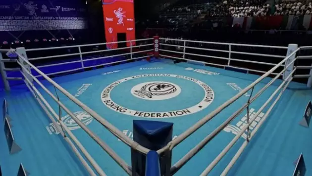Казахстан разгромили за финал международного турнира по боксу