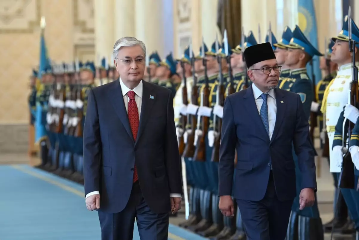 В Акорде торжественно встретили премьер-министра Малайзии Анвара Ибрагима