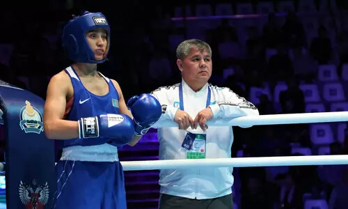 Быстрым нокаутом закончился бой Казахстана за финал в боксе