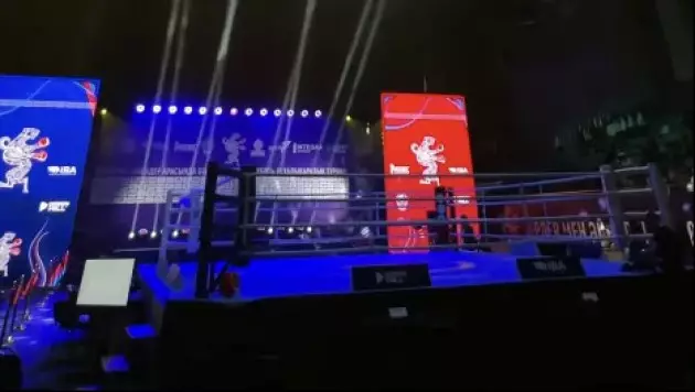 В битве Казахстана и Узбекистана выявлен финалист турнира по боксу