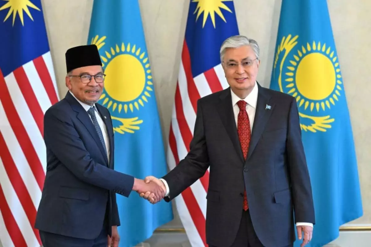 Токаев назвал Малайзию одним из важных партнеров Казахстана