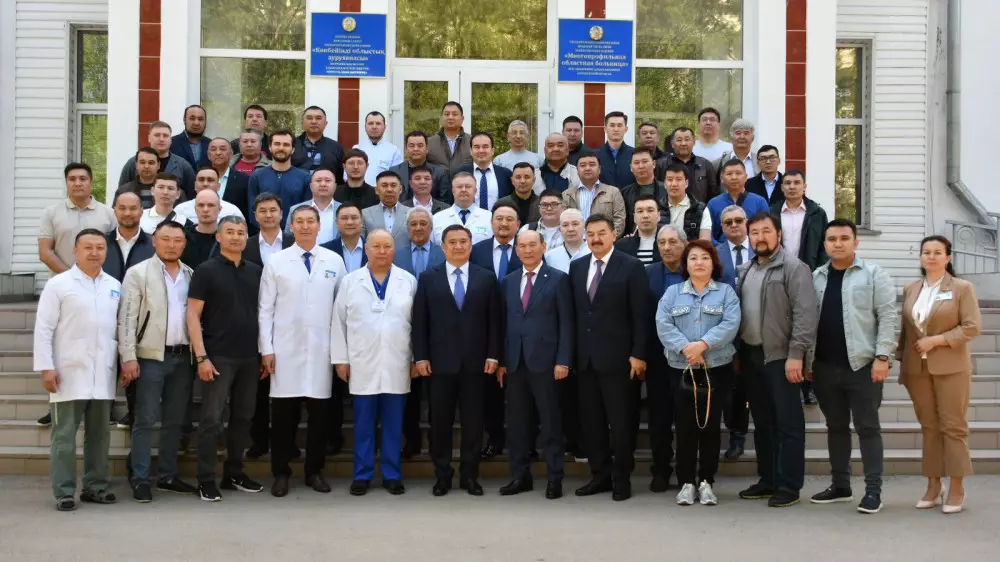 Известные казахстанские врачи провели мастер-классы и консультации в Кокшетау