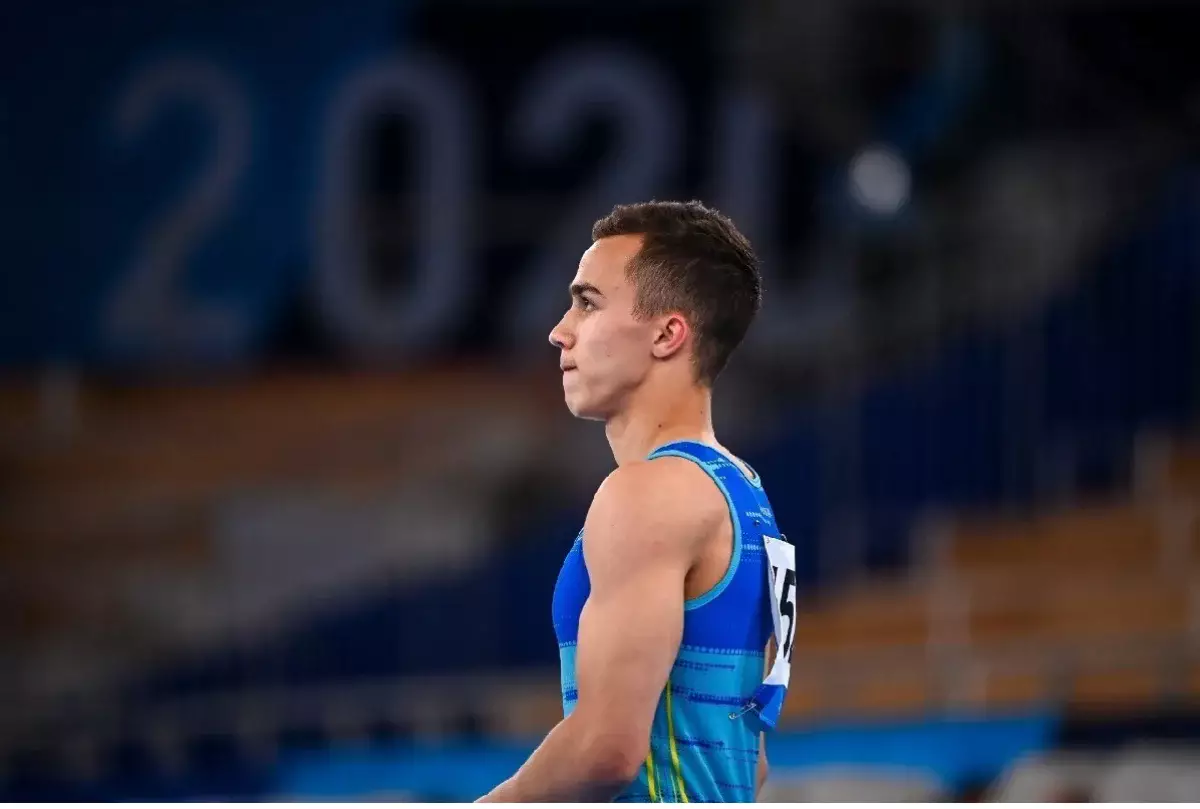 Казахстанский гимнаст стал серебряным призером чемпионата Азии