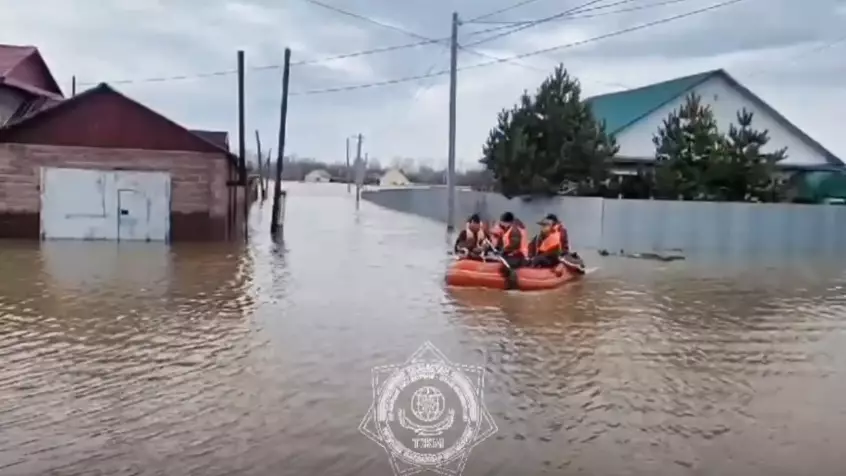 Паводки в Казахстане: в эвакопунктах остаются 5 404 человека