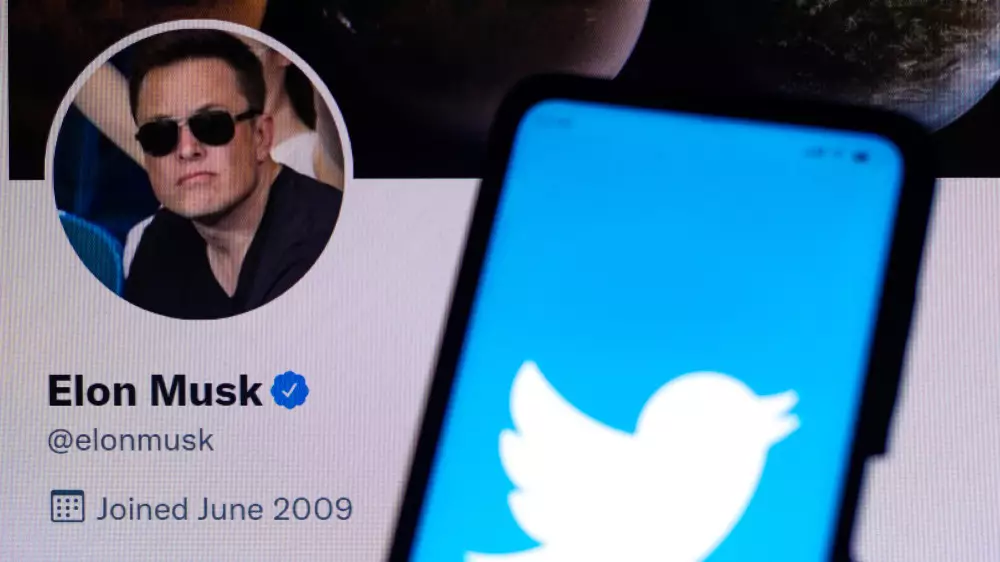 Илон Маск продолжает трансформацию Twitter