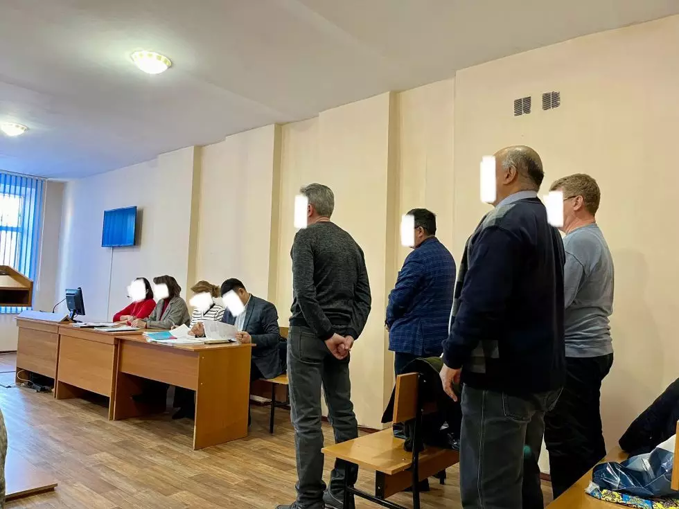 Суд по делу о гибели горняков в шахте Ленина отложил приговор