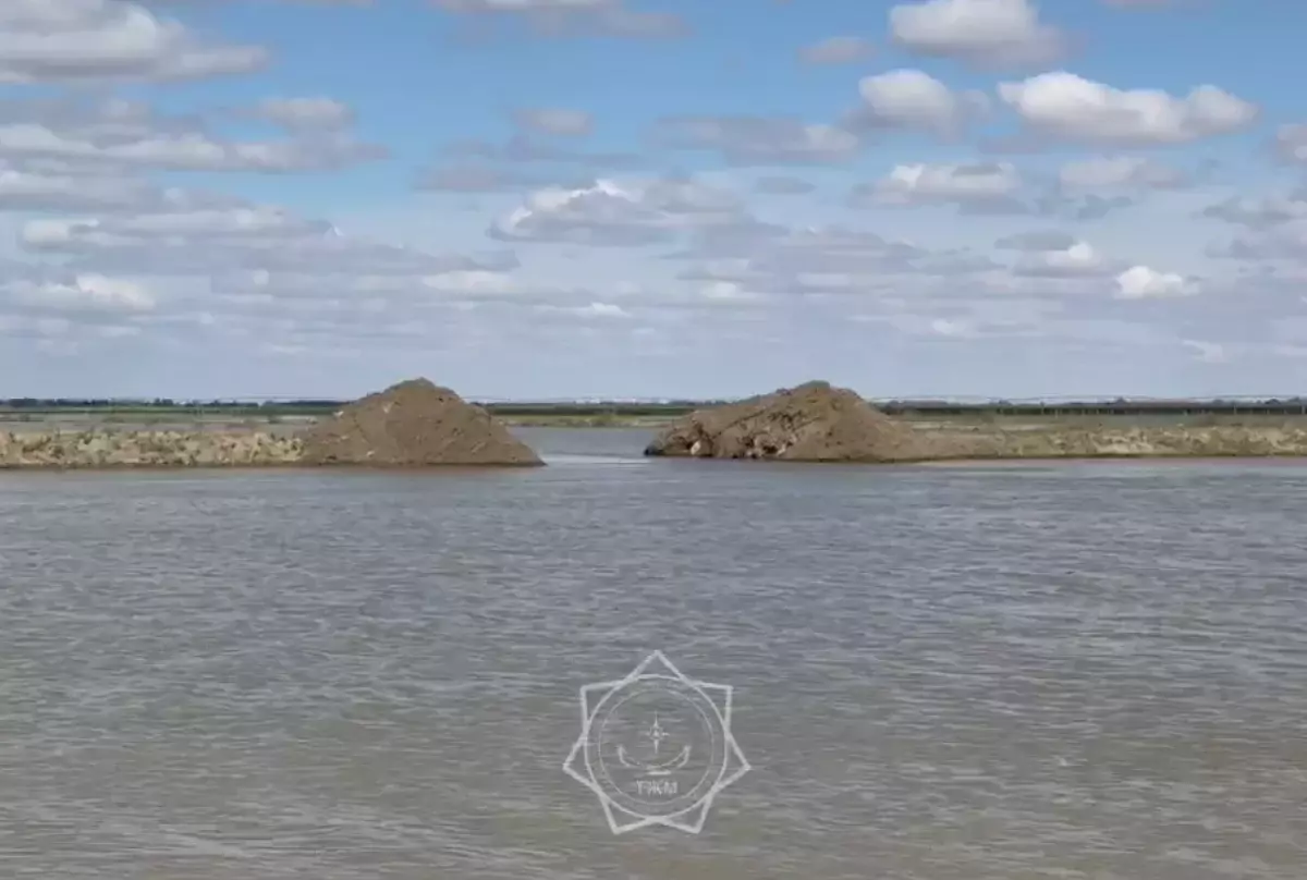 «Удар будет принимать Атырау»: Аким Атырауской области о паводковой ситуации