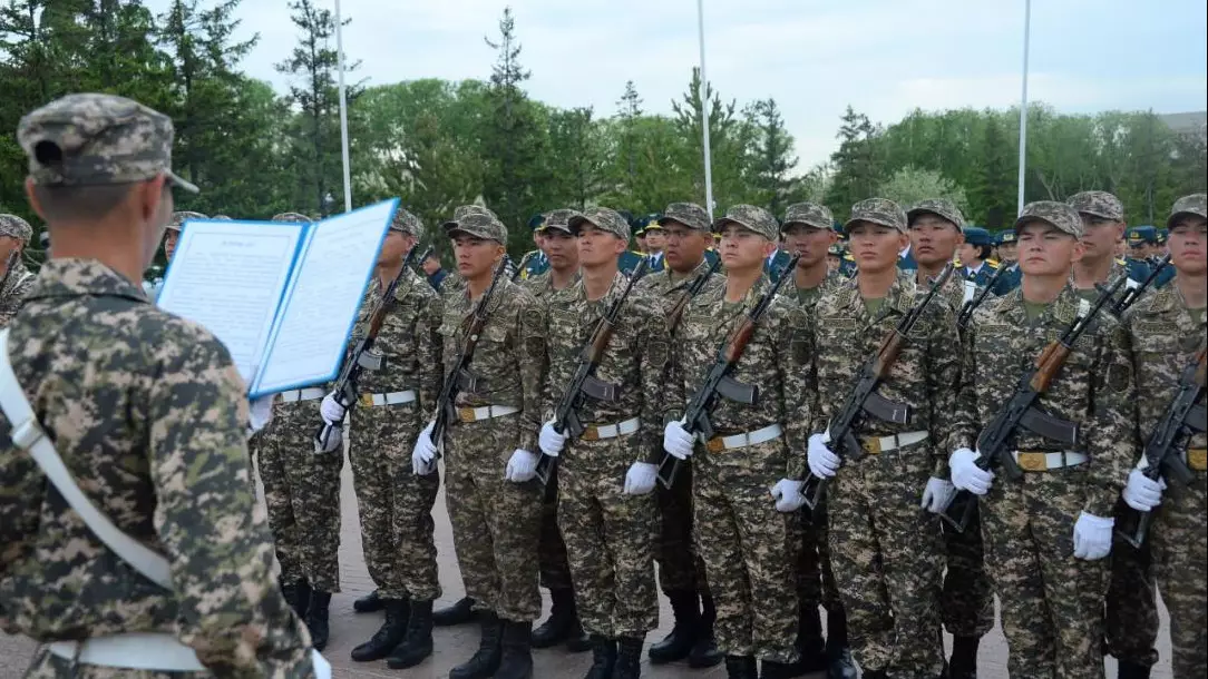 Астанада әскери бөлімнің жас сарбаздары ант қабылдады
