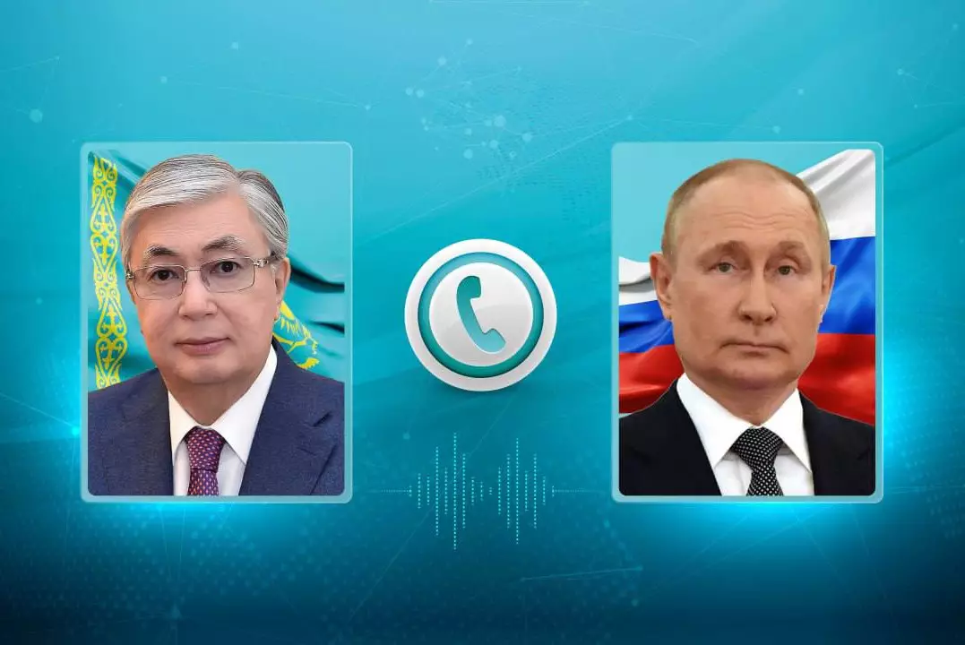 Токаев и Путин обсудили по телефону сотрудничество между Казахстаном и Россией