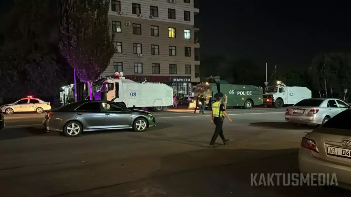 Информацию об убийствах и изнасилованиях иностранцев в ходе беспорядков в Бишкеке опровергли