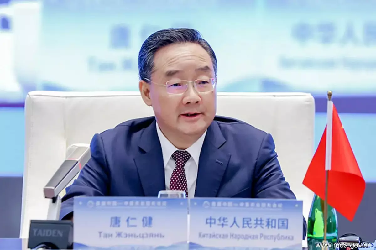 Китайский министр попал под следствие за нарушение дисциплины