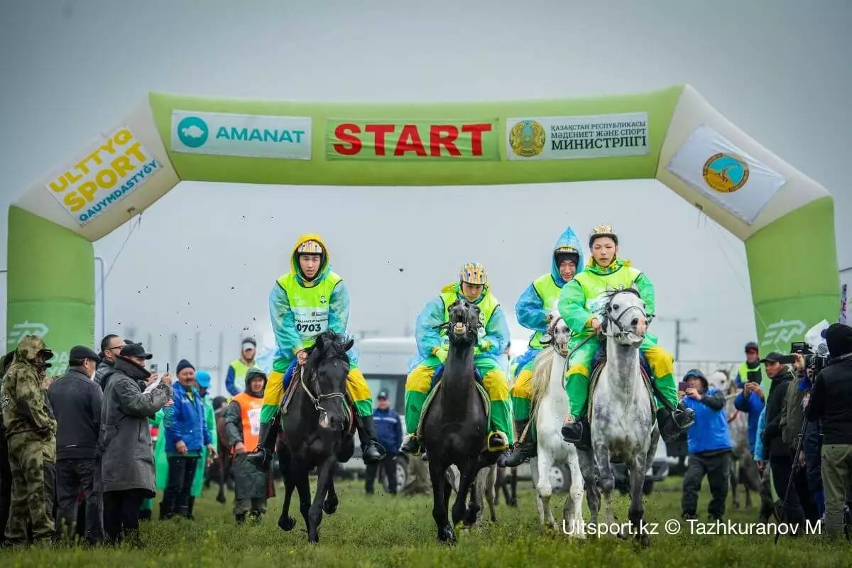Третий сезон конного марафона «Ұлы дала жорығы» стартовал по маршруту Павлодар – Астана