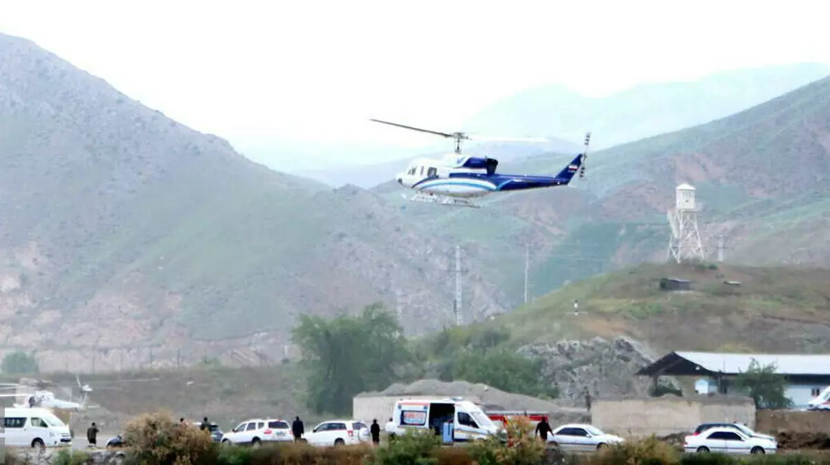 Потерпевший крушение вертолет с президентом Ирана не могут найти несколько часов