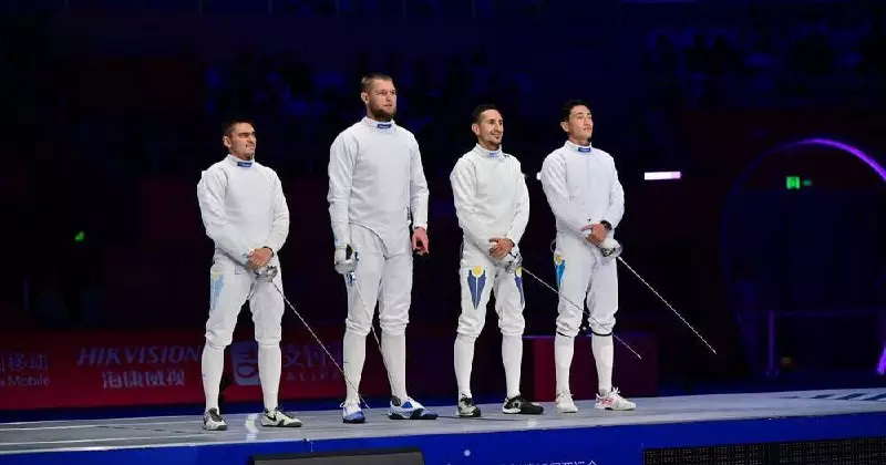 Команда Казахстана по фехтованию на шпаге завоевала «бронзу» в турнире во Франции
