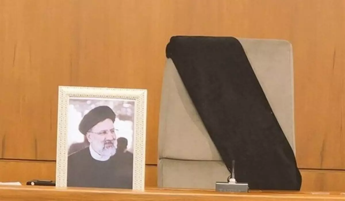 Пятидневный траур по погибшему президенту Ибрахиму Раиси объявили в Иране