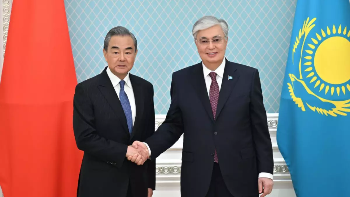 Президент қазақ-қытай қатынастарына жоғары баға берді