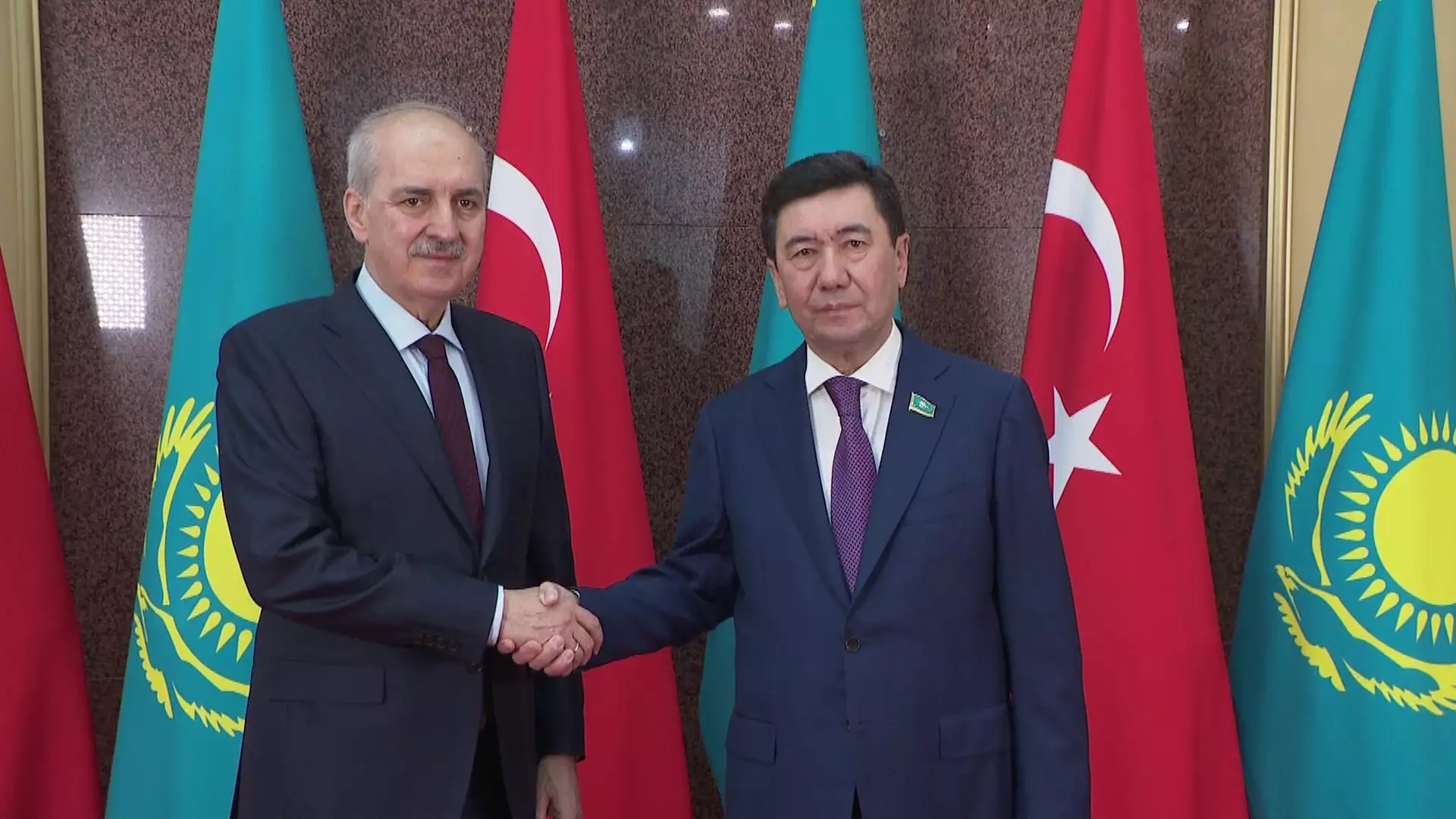 Председатель Великого Национального собрания Турции посетил Мажилис